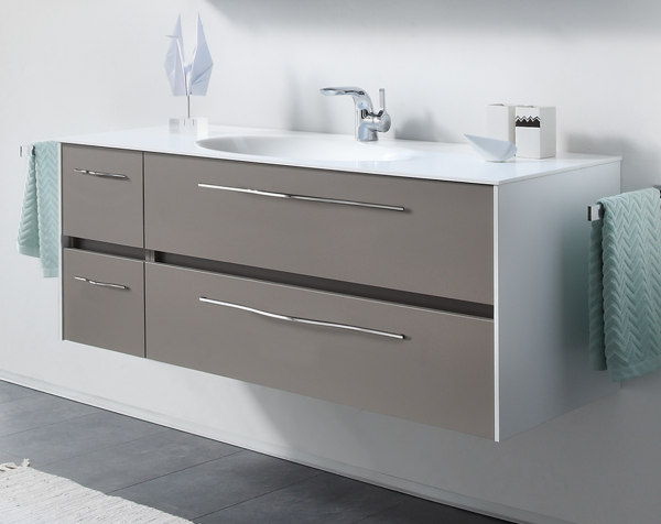 Pelipal 6010 Waschtisch mit Unterschrank 133 cm breit - Becken mittig